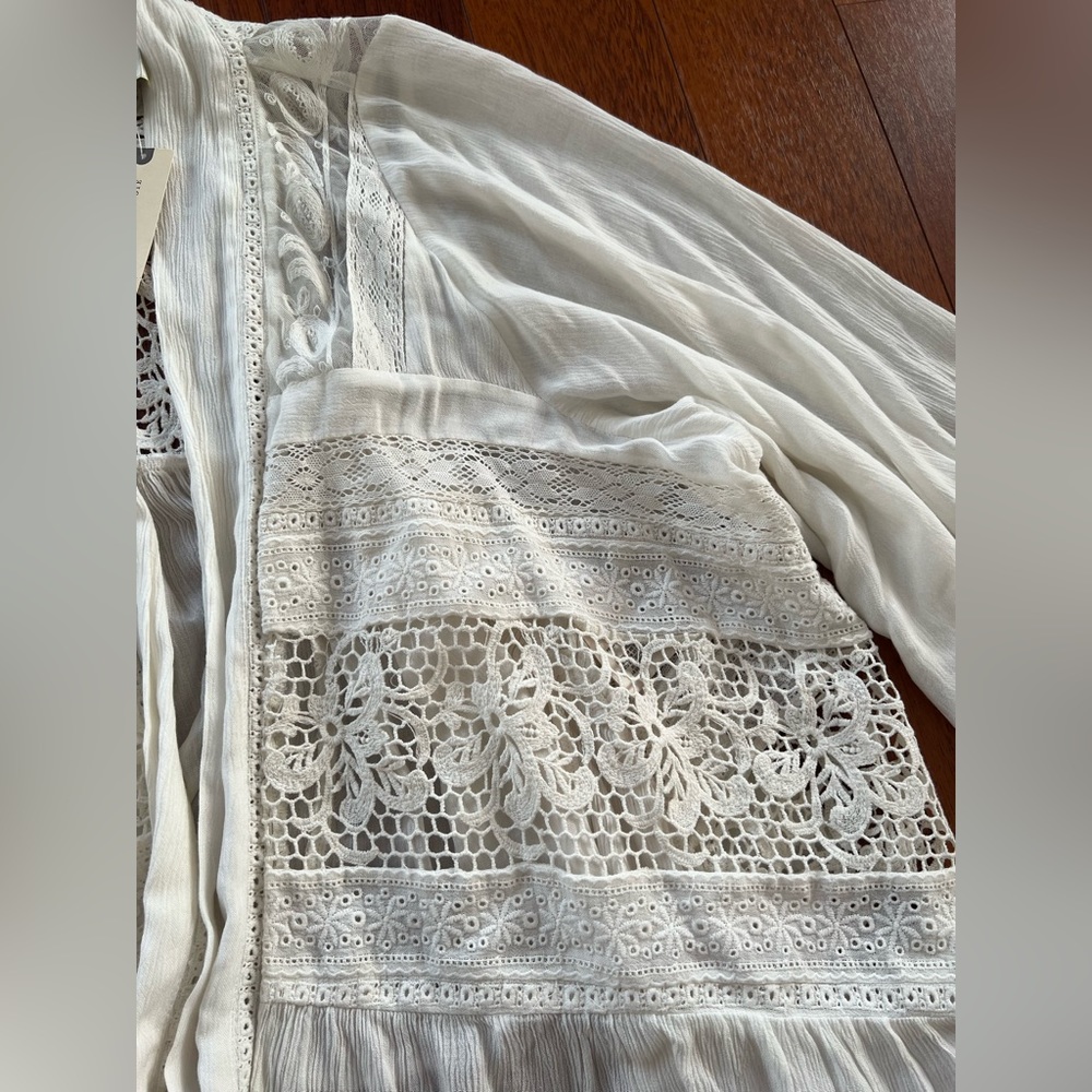 Anthropologie Elevenses Kenepa Crochet Lace Kimono - Picture 9 of 13